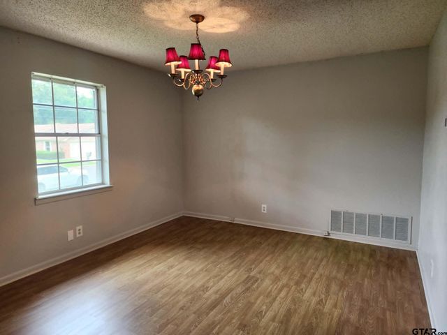 1308 Fairhaven St., Longview, TX 75605
