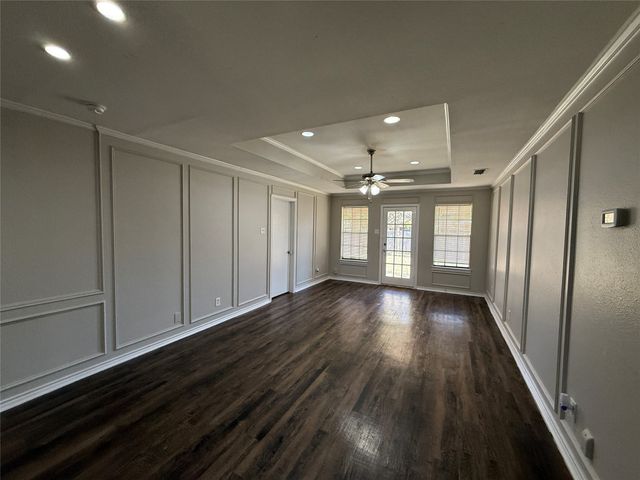 4804 Chickadee Drive, Balch Springs, TX 75180