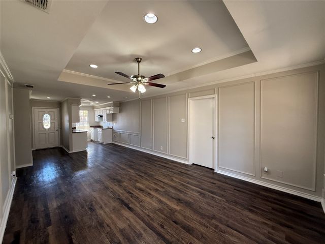 4804 Chickadee Drive, Balch Springs, TX 75180