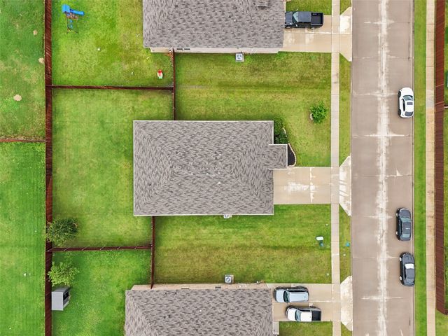 1083 Admiral Drive, Azle, TX 76020