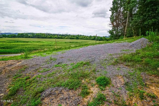 928 Millers Bluff Road, Surgoinsville, TN 37873