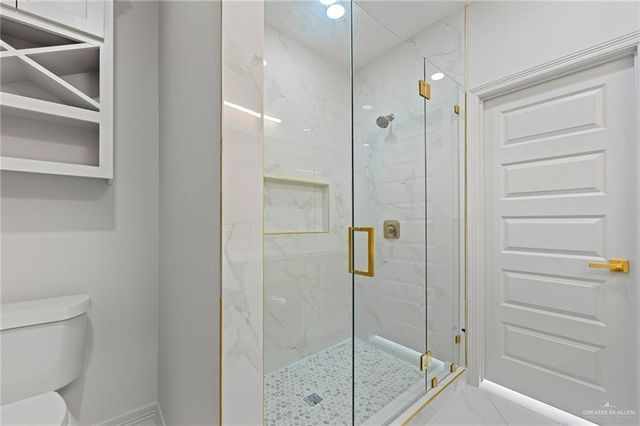 2905 Rosalinda Street, Edinburg, TX 78542