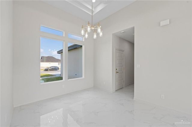 2905 Rosalinda Street, Edinburg, TX 78542