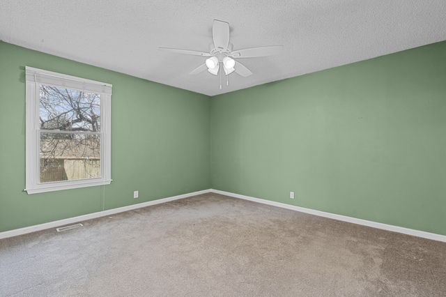 604 Highland View Ct, Hermitage, TN 37076