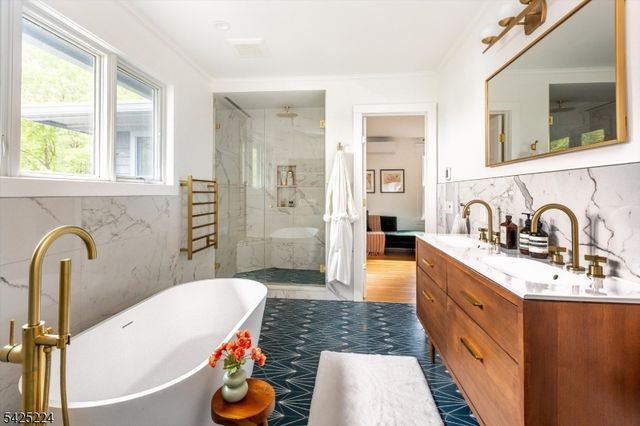 41 Erwin Park Rd, Montclair Twp., NJ 07042