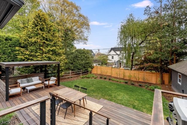 41 Erwin Park Rd, Montclair Twp., NJ 07042