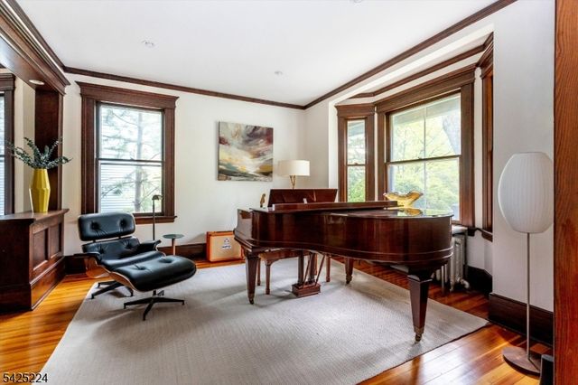 41 Erwin Park Rd, Montclair Twp., NJ 07042