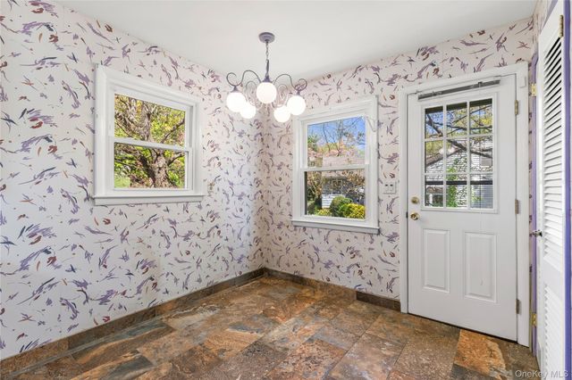 30 Claudet Way, Eastchester, NY 10709