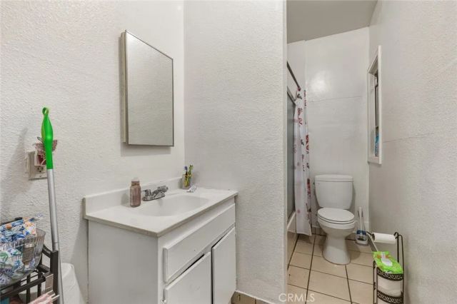 1136 Arapahoe, Los Angeles, CA 90006
