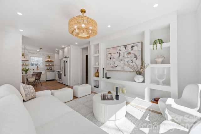 3016 Parkway Avenue, Charlotte, NC 28208