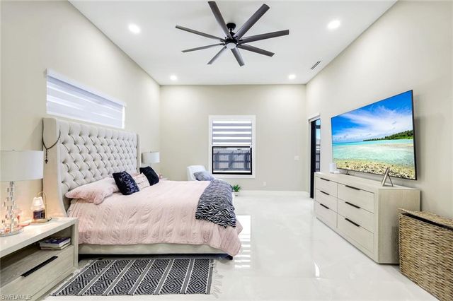 455 SE 17th AVE, Cape Coral, FL 33990