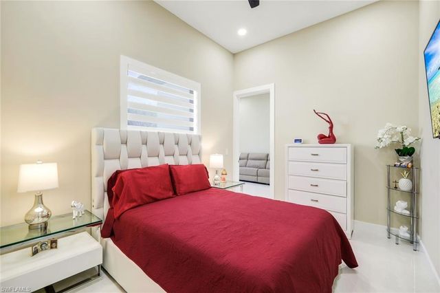 455 SE 17th AVE, Cape Coral, FL 33990