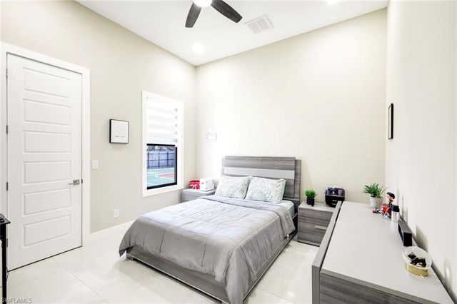 455 SE 17th AVE, Cape Coral, FL 33990