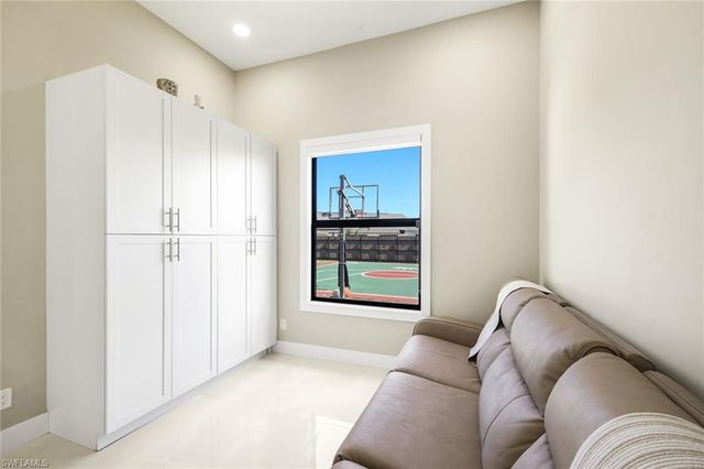 455 SE 17th AVE, Cape Coral, FL 33990