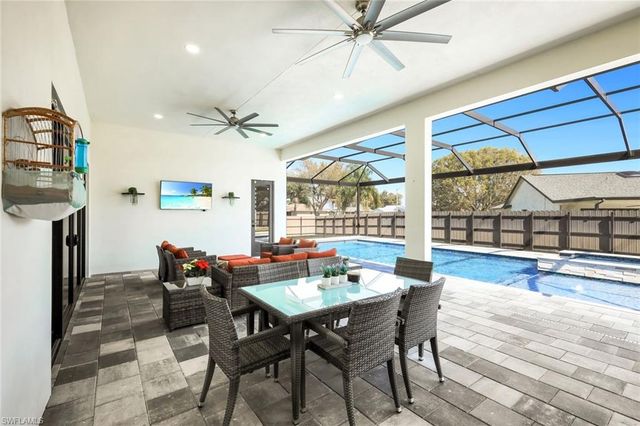 455 SE 17th AVE, Cape Coral, FL 33990