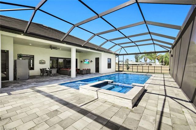 455 SE 17th AVE, Cape Coral, FL 33990