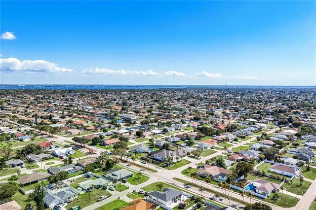 455 SE 17th AVE, Cape Coral, FL 33990