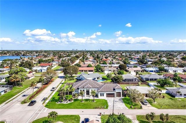 455 SE 17th AVE, Cape Coral, FL 33990