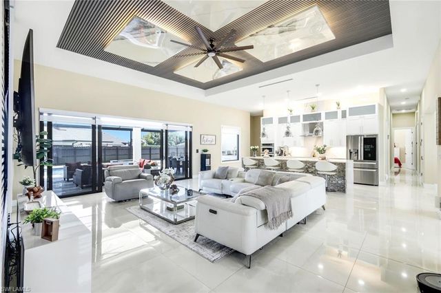 455 SE 17th AVE, Cape Coral, FL 33990