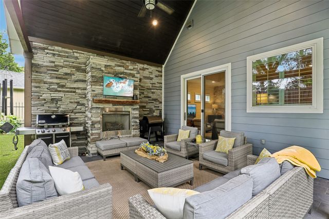 1020 Ivy Lane, Rockwall, TX 75087