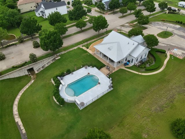 1020 Ivy Lane, Rockwall, TX 75087