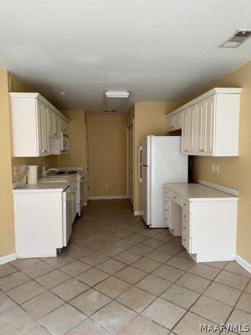 6437 Chaprice Lane, Montgomery, AL 36117