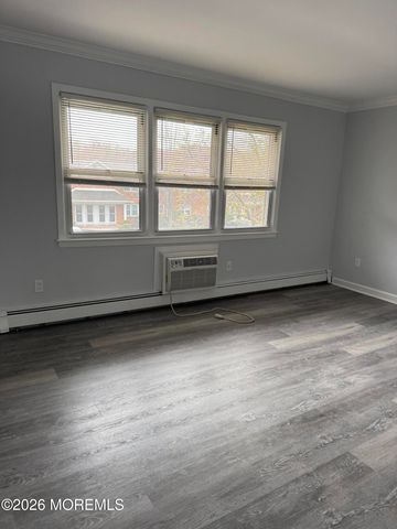 96 East Avenue 10, Atlantic Highlands, NJ 07716
