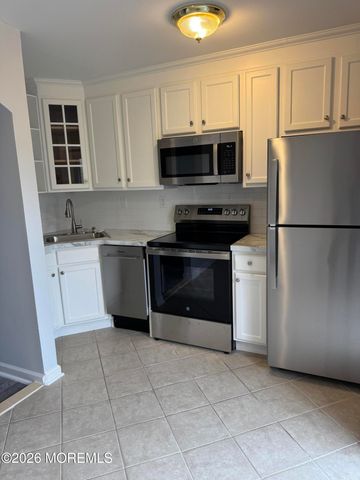 96 East Avenue 10, Atlantic Highlands, NJ 07716