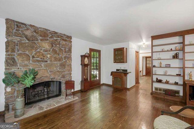 395 Nottingham Drive, Marietta, GA 30066