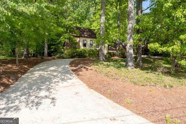 395 Nottingham Drive, Marietta, GA 30066