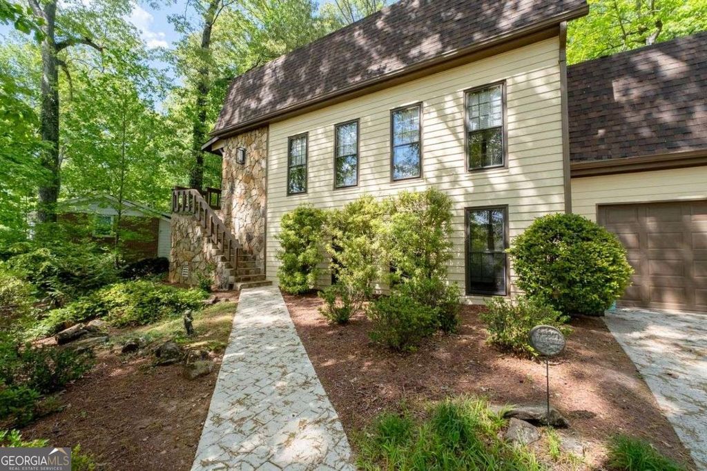 395 Nottingham Drive, Marietta, GA 30066