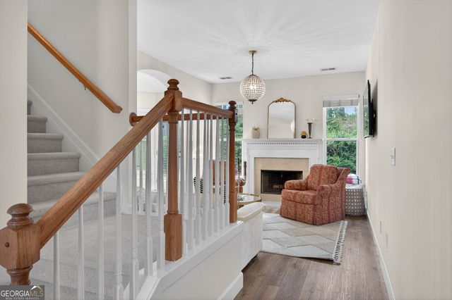 216 Parc View Lane, Woodstock, GA 30188