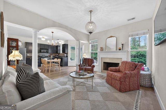 216 Parc View Lane, Woodstock, GA 30188