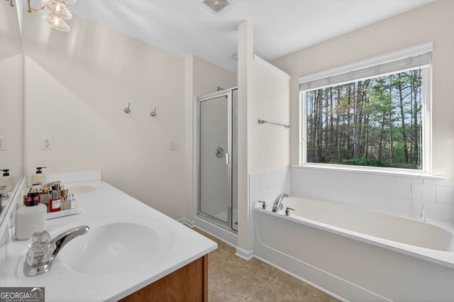 216 Parc View Lane, Woodstock, GA 30188