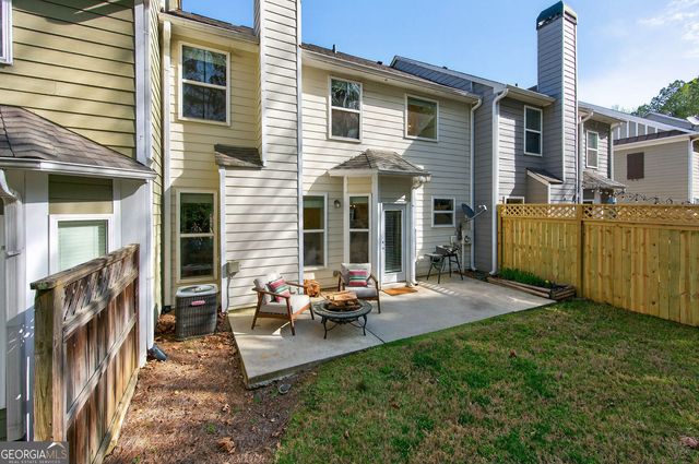 216 Parc View Lane, Woodstock, GA 30188