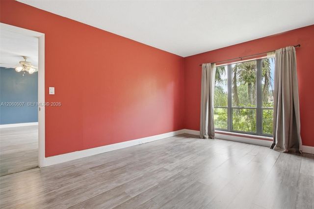 4054 N Pine Island Road 2B, Sunrise, FL 33351