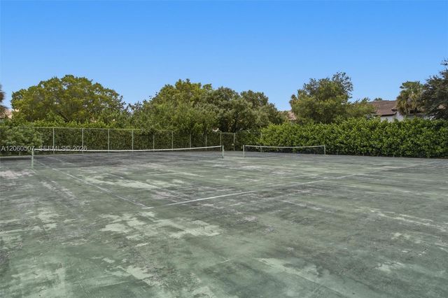 4054 N Pine Island Road 2B, Sunrise, FL 33351