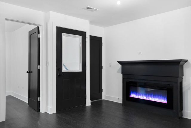 1833 S Throop Street G, Chicago, IL 60608