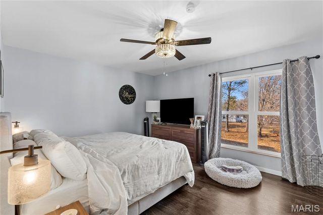 717 Woodrun Drive, Ballwin, MO 63021