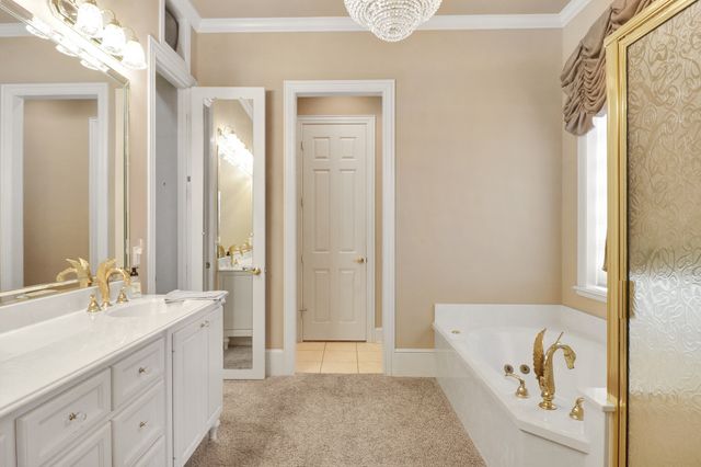 2222 Kennebunk Lane, Tyler, TX 75703