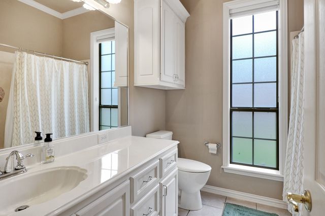 2222 Kennebunk Lane, Tyler, TX 75703
