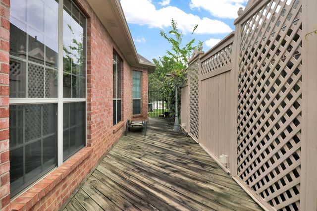 2222 Kennebunk Lane, Tyler, TX 75703