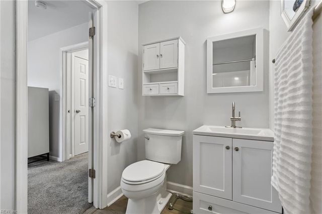 52 Gainsborough PL, Newport News, VA 23608