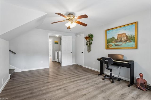 52 Gainsborough PL, Newport News, VA 23608