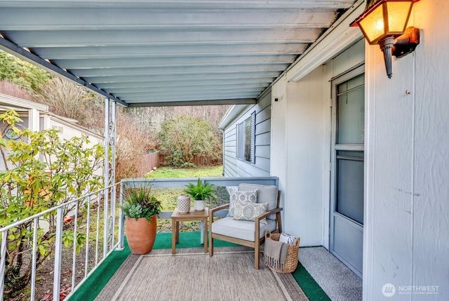 151 Sereno Circle Drive, Bremerton, WA 98312