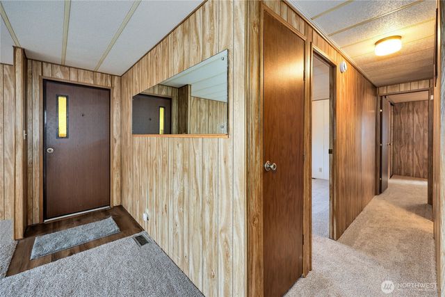 151 Sereno Circle Drive, Bremerton, WA 98312