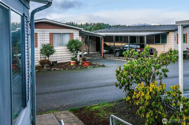 151 Sereno Circle Drive, Bremerton, WA 98312