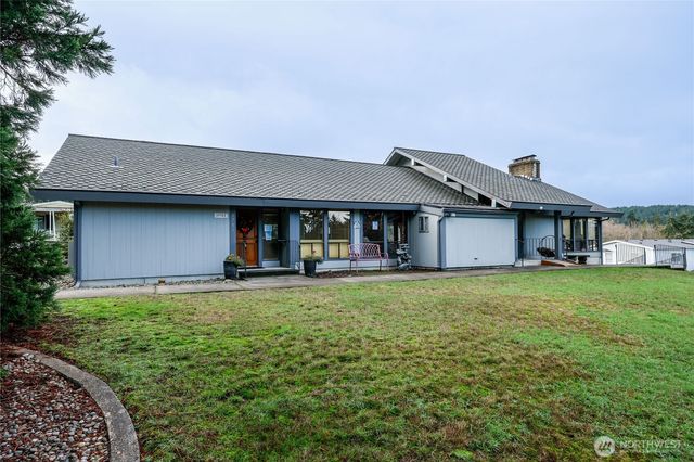 151 Sereno Circle Drive, Bremerton, WA 98312