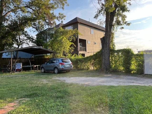 1611 Sylvester Road, Houston, TX 77009