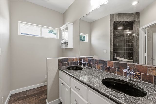 109 Bayview Street, Gun Barrel City, TX 75156